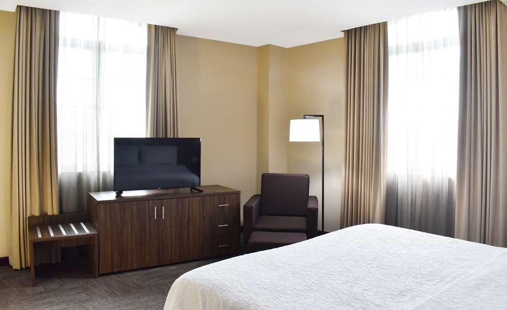 Hampton Inn Tampico Zona Dorada Стая снимка
