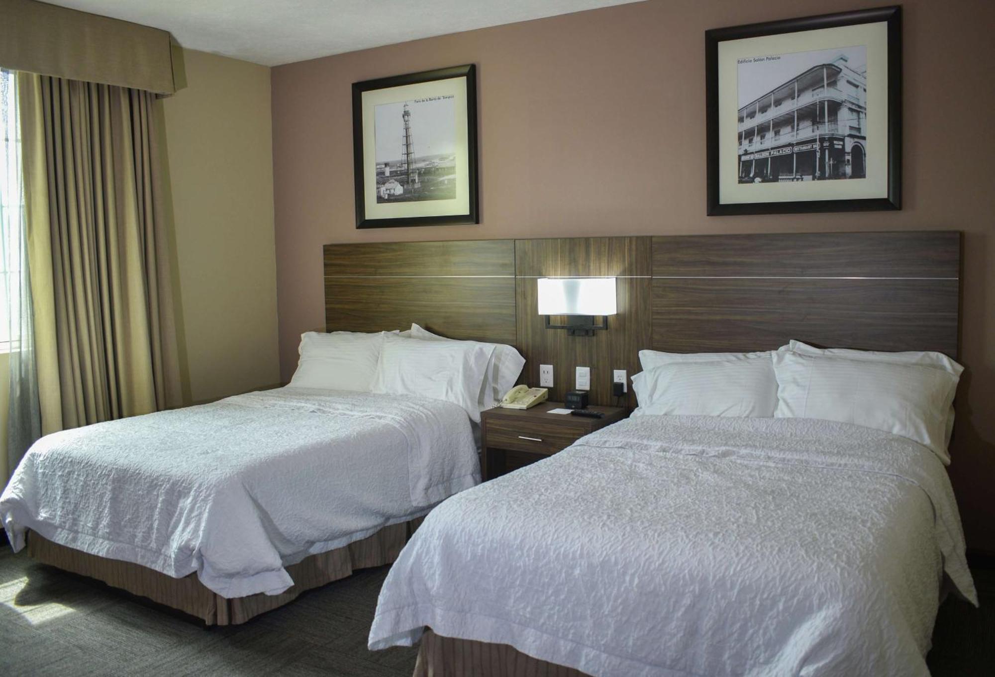 Hampton Inn Tampico Zona Dorada Екстериор снимка