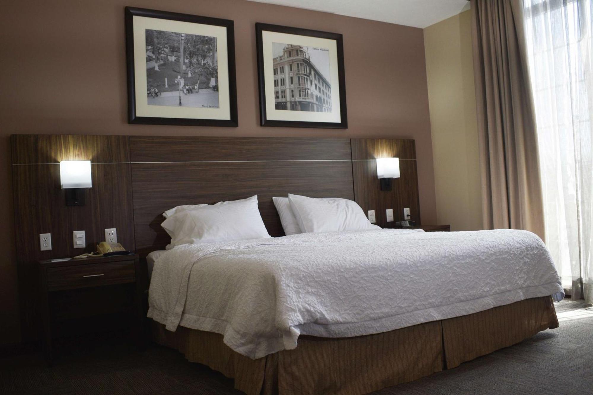 Hampton Inn Tampico Zona Dorada Екстериор снимка