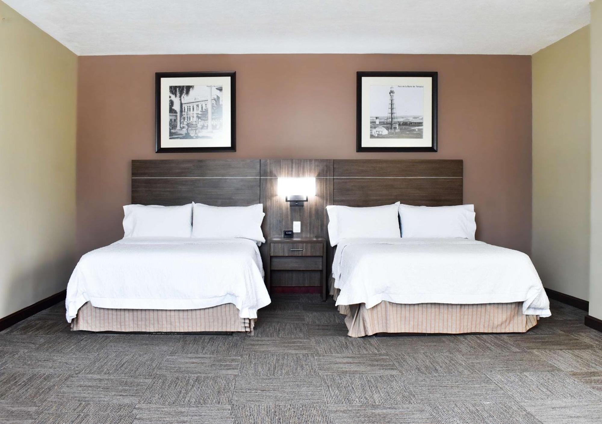 Hampton Inn Tampico Zona Dorada Екстериор снимка