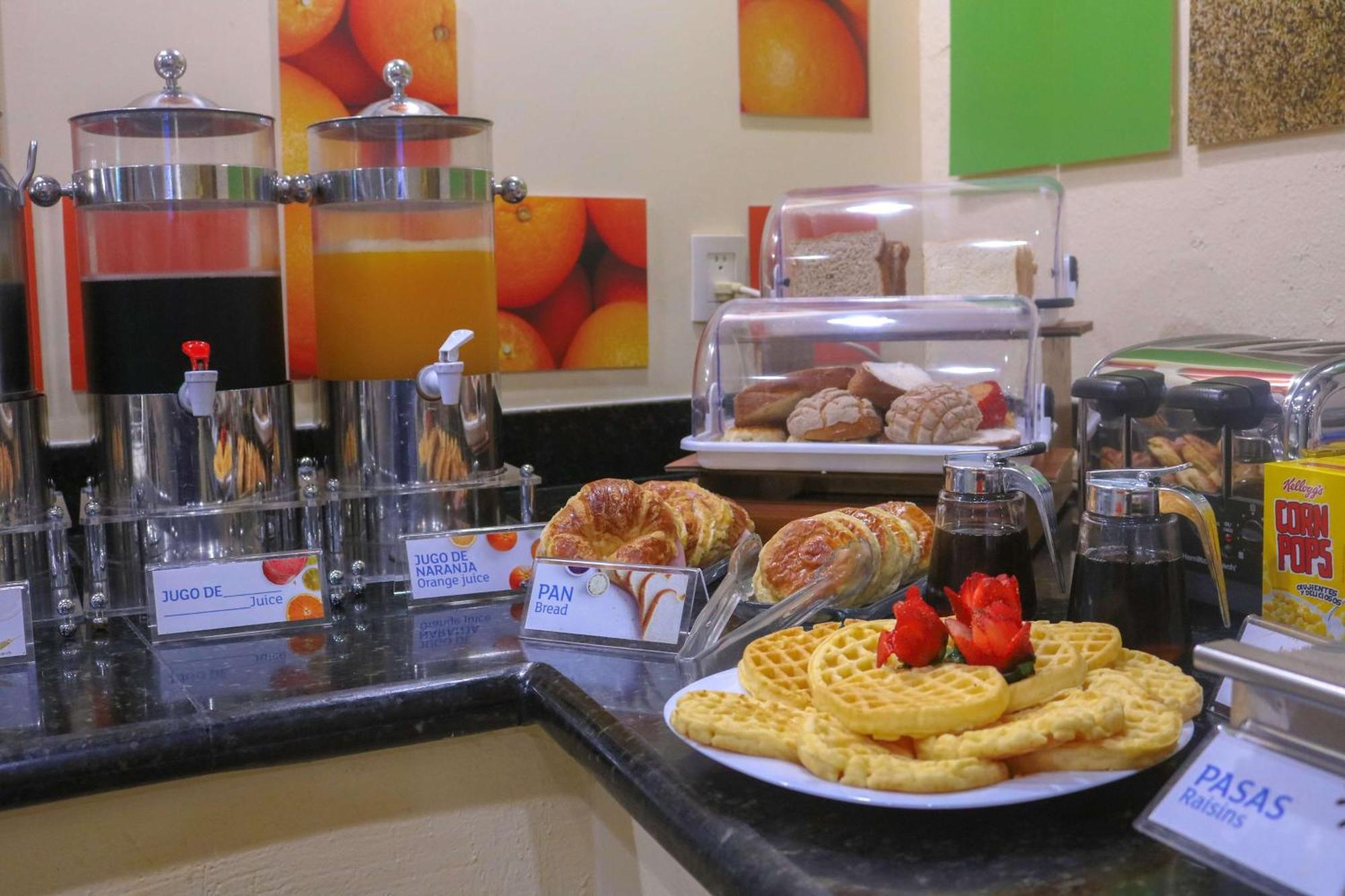 Hampton Inn Tampico Zona Dorada Екстериор снимка